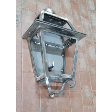 LAMPIONE . LANTERNA in Ferro Battuto . Realizzazioni Personalizzate . Cod. 1563