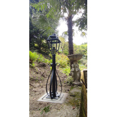LAMPIONE . LANTERNA in Ferro Battuto . Realizzazioni Personalizzate . Cod. 1564