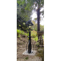 LAMPIONE . LANTERNA in Ferro Battuto . Realizzazioni Personalizzate . Cod. 1564