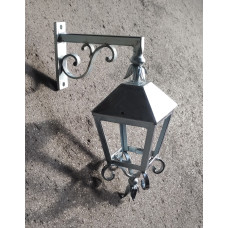 LAMPIONE . LANTERNA in Ferro Battuto . Realizzazioni Personalizzate . Cod. 1573