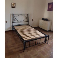 Wrought iron bed. Personalised Executions. 1203