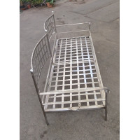DIVANO LETTO in ACCIAIO INOX . Realizzazioni Personalizzate . Cod. 1205