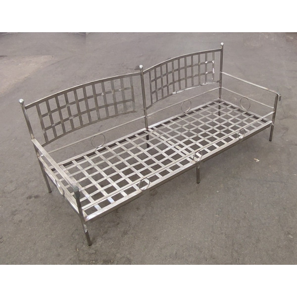 DIVANO LETTO in ACCIAIO INOX . Realizzazioni Personalizzate . Cod. 1205
