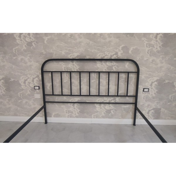 LETTO in FERRO BATTUTO . Realizzazioni Personalizzate . 922