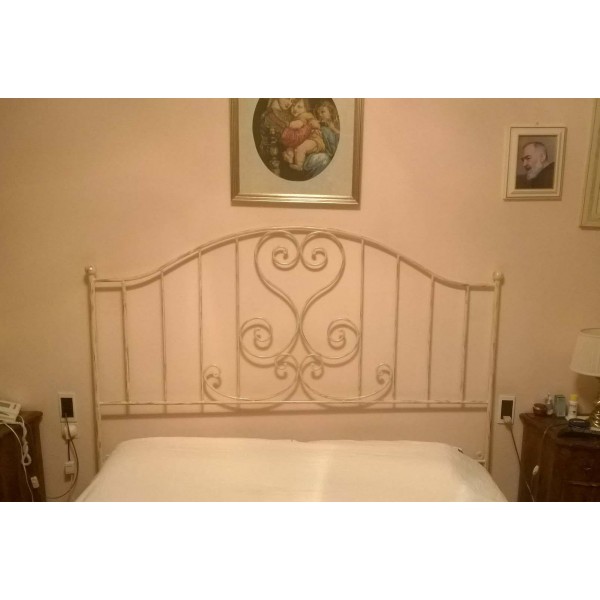 LETTO in FERRO BATTUTO . Realizzazioni Personalizzate . 926