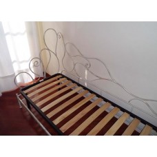 Wrought iron sofa bed. Personalised Executions. 942