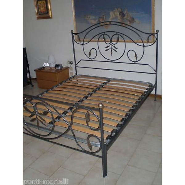 LETTO in FERRO BATTUTO . Realizzazioni Personalizzate . 958