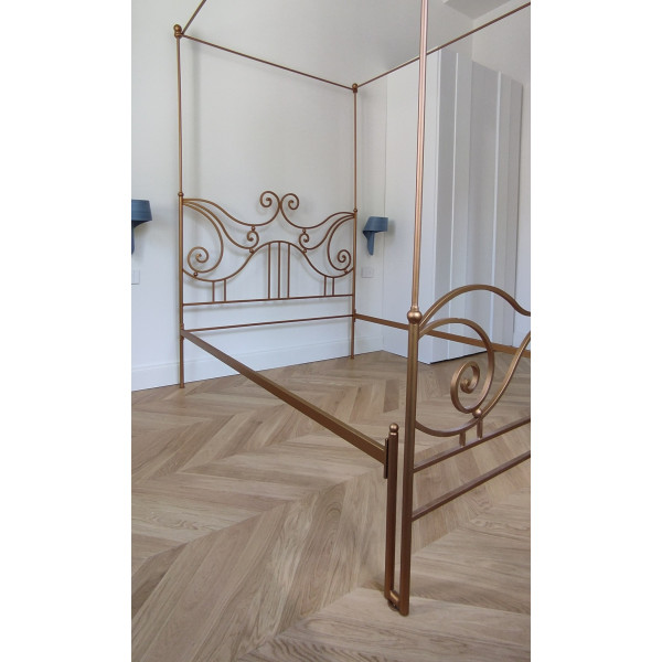 LETTO in FERRO BATTUTO . Realizzazioni Personalizzate . Cod. 962