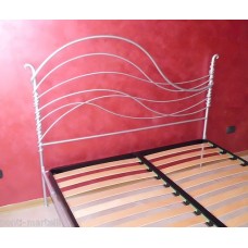 Wrought iron bed. Personalised Executions. 977