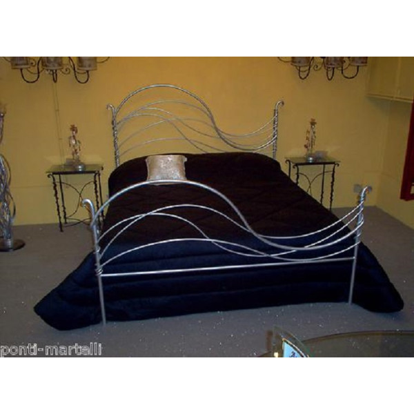 LETTO in FERRO BATTUTO . Realizzazioni Personalizzate . Cod. 977