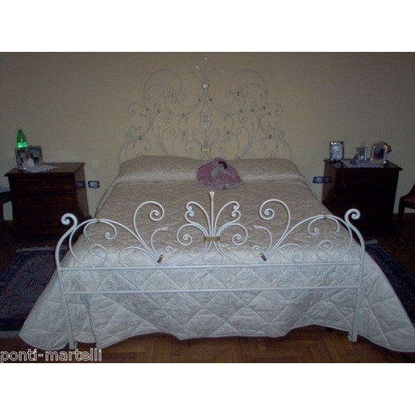 LETTO in FERRO BATTUTO . Realizzazioni Personalizzate . Cod. 980 