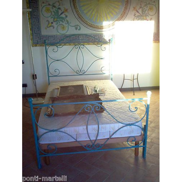 LETTO in FERRO BATTUTO . Realizzazioni Personalizzate . Cod. 987