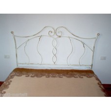 LETTO in FERRO BATTUTO . Realizzazioni Personalizzate . 988