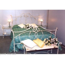 Wrought iron bed. Personalised Executions. 988