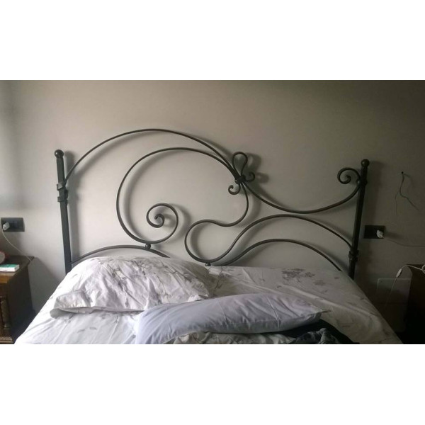 LETTO in FERRO BATTUTO . Realizzazioni Personalizzate . Cod. 989