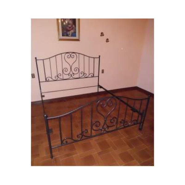 LETTO in FERRO BATTUTO . Realizzazioni Personalizzate . Cod. 994 