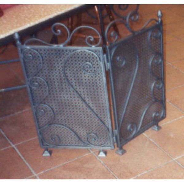 Wrought Iron Fender for Fireplace. Personalised Executions. 419