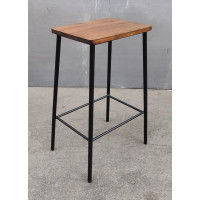 Sgabello in Ferro . Realizzazioni Personalizzate . Cod. 1959