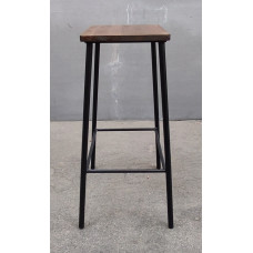 Sgabello in Ferro . Realizzazioni Personalizzate . Cod. 1959