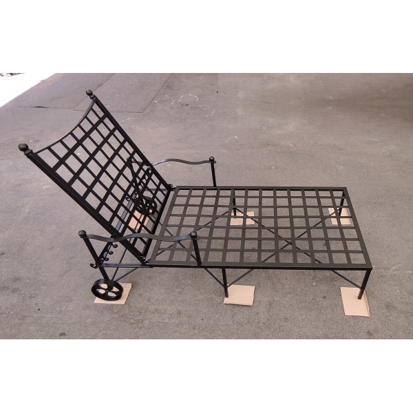 DECKCHAIRS. SUN LOUNGER . Chaiselongue in Stainless Steel. Personalised Executions. 1956
