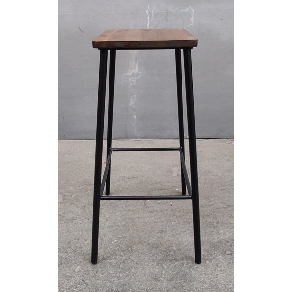 Sgabello in Ferro . Realizzazioni Personalizzate . 1959