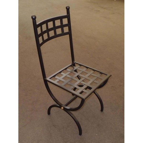Chair Wrought Iron. Size approx. cm 41 x 41 x h 91 . 445