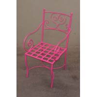 Sedia in Ferro Battuto . Dimensioni cm 44 x 42 x 91 circa . Colore rosa e bianco . 475